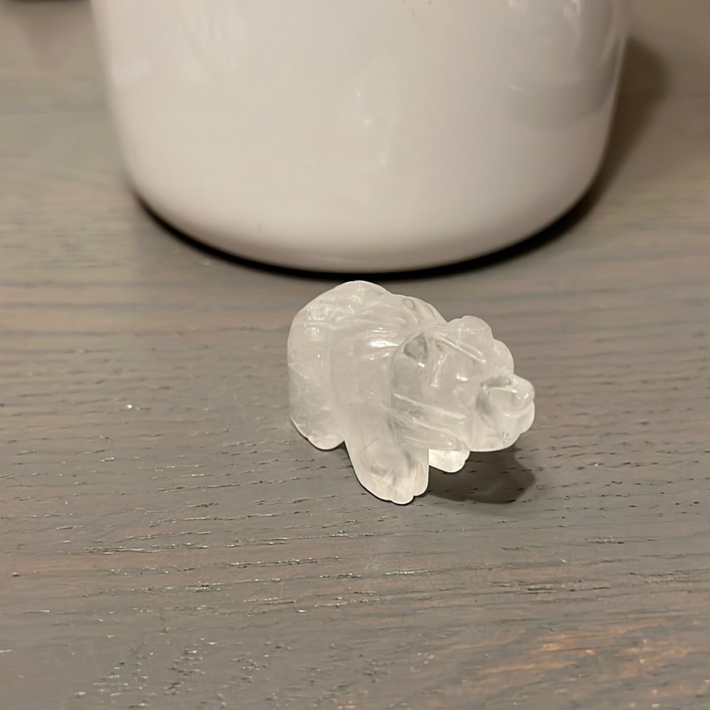 Clear Quartz Papa Bear 🐻